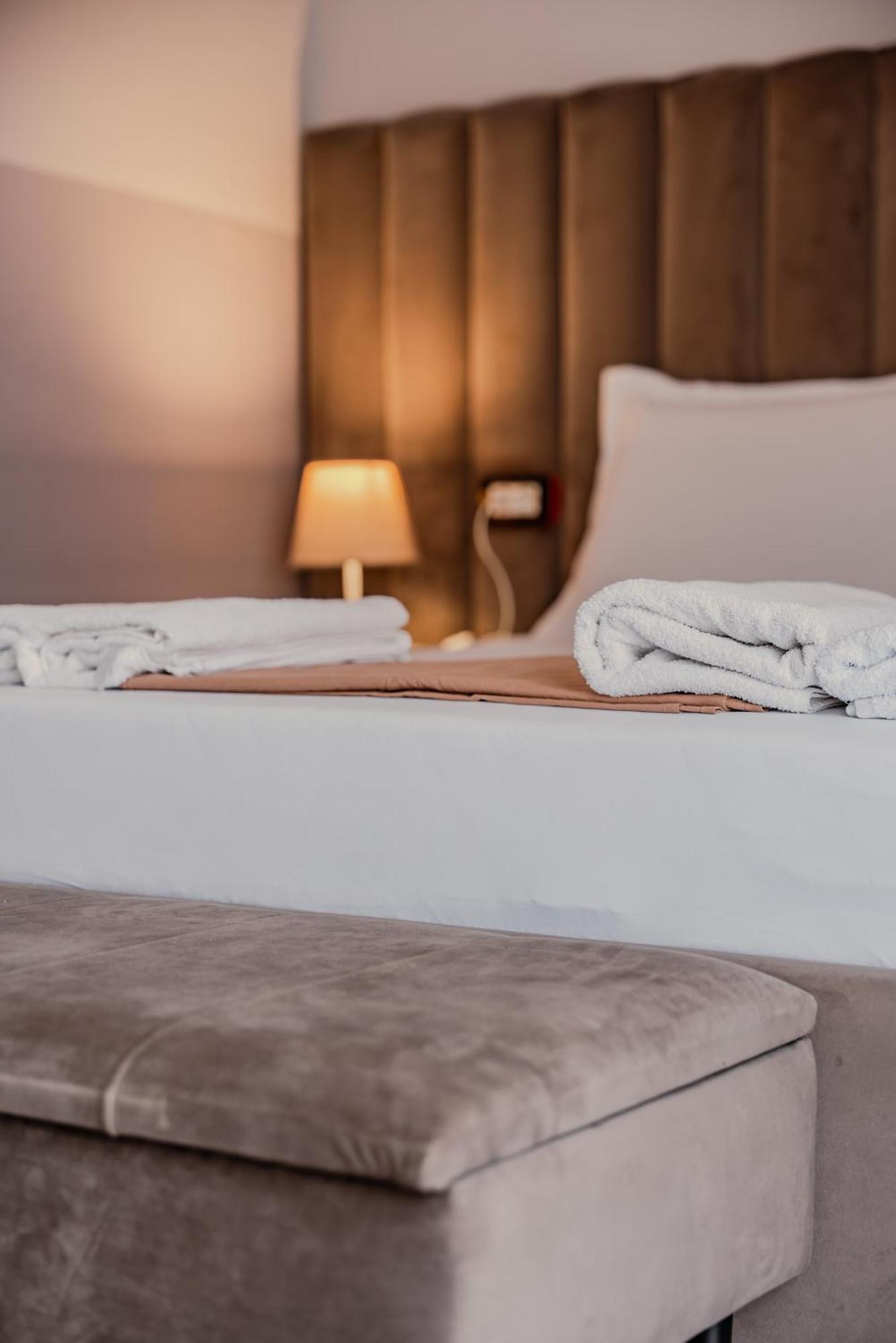 Bejart Apartment 1 Tiranë Ngoại thất bức ảnh